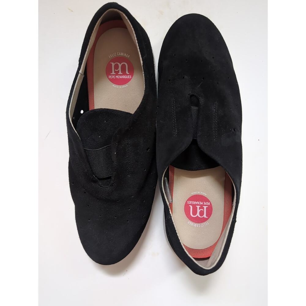 Pepe Menargues Black Suede Slip-On Shoes Women’s Size 39 EU (US 8.5-9) Comfort